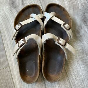Women’s Pearl white Mayari Birkenstocks size 38